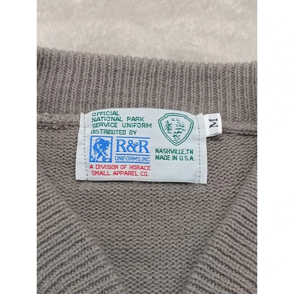Vintage Gray Cardigan Sweater M Full Zip R&R Uniforms National Park Service USA